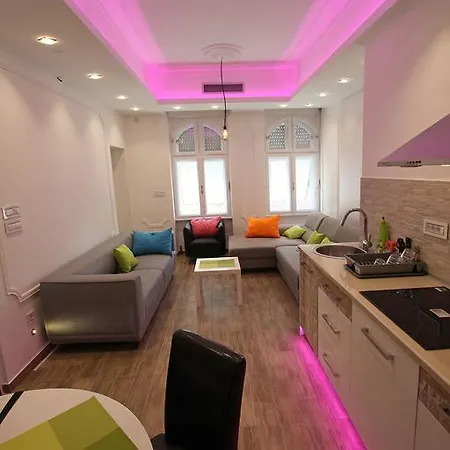 Centrally Located Relaxing Place * Belgrád