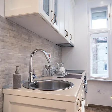 Apartament Centrally Located Relaxing Place