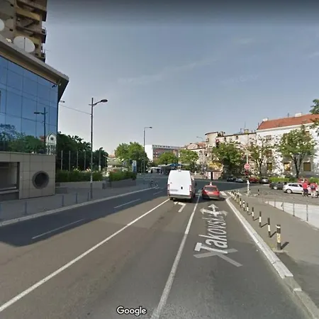 Centrally Located Relaxing Place Διαμέρισμα *